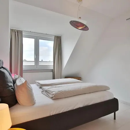 Wolburg Wolburgstrasse 16 11 *