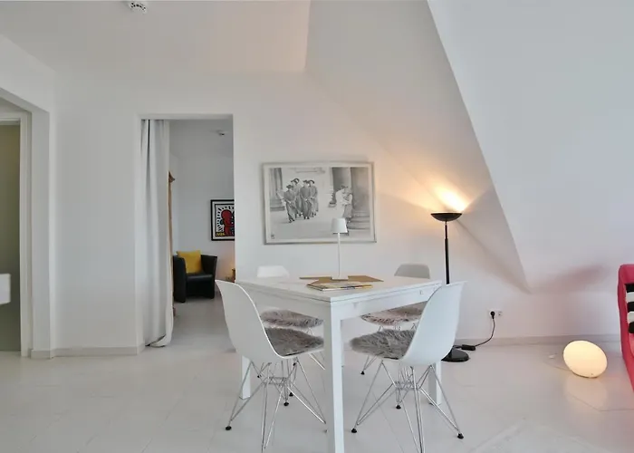 Wolburg Wolburgstrasse 16 11