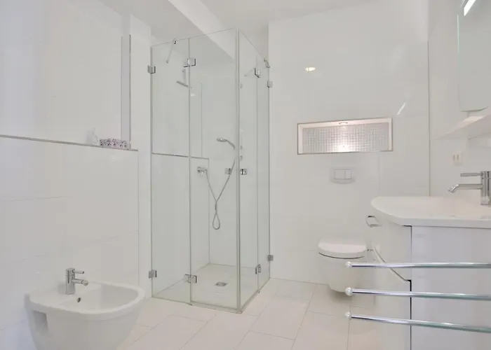 Wolburg Wolburgstrasse 16 11 * Timmendorfer Strand